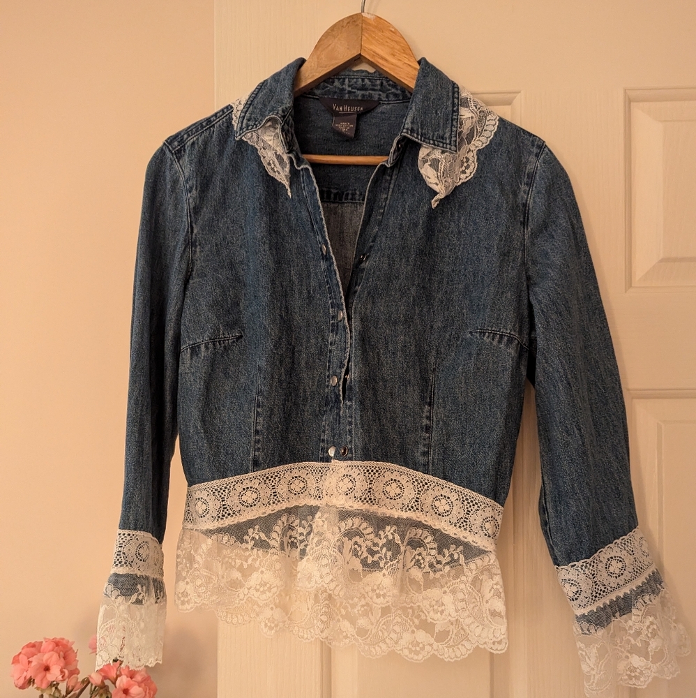 Jean jacket 100% cotton with lace trim